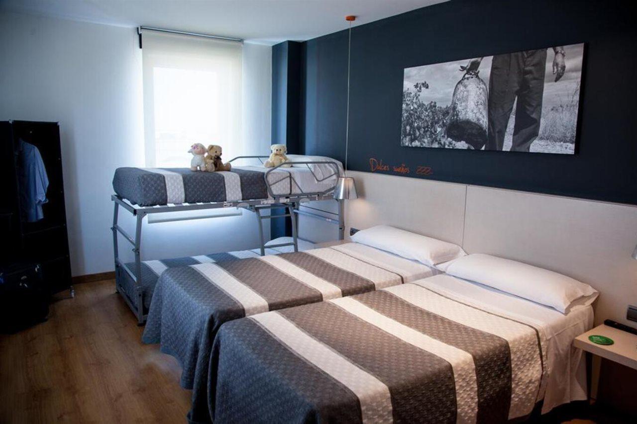 Hotel Bed4U Tudela Εξωτερικό φωτογραφία