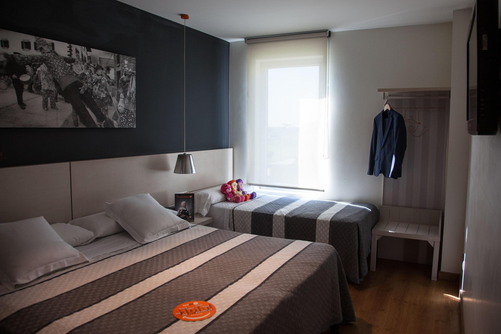 Hotel Bed4U Tudela Εξωτερικό φωτογραφία