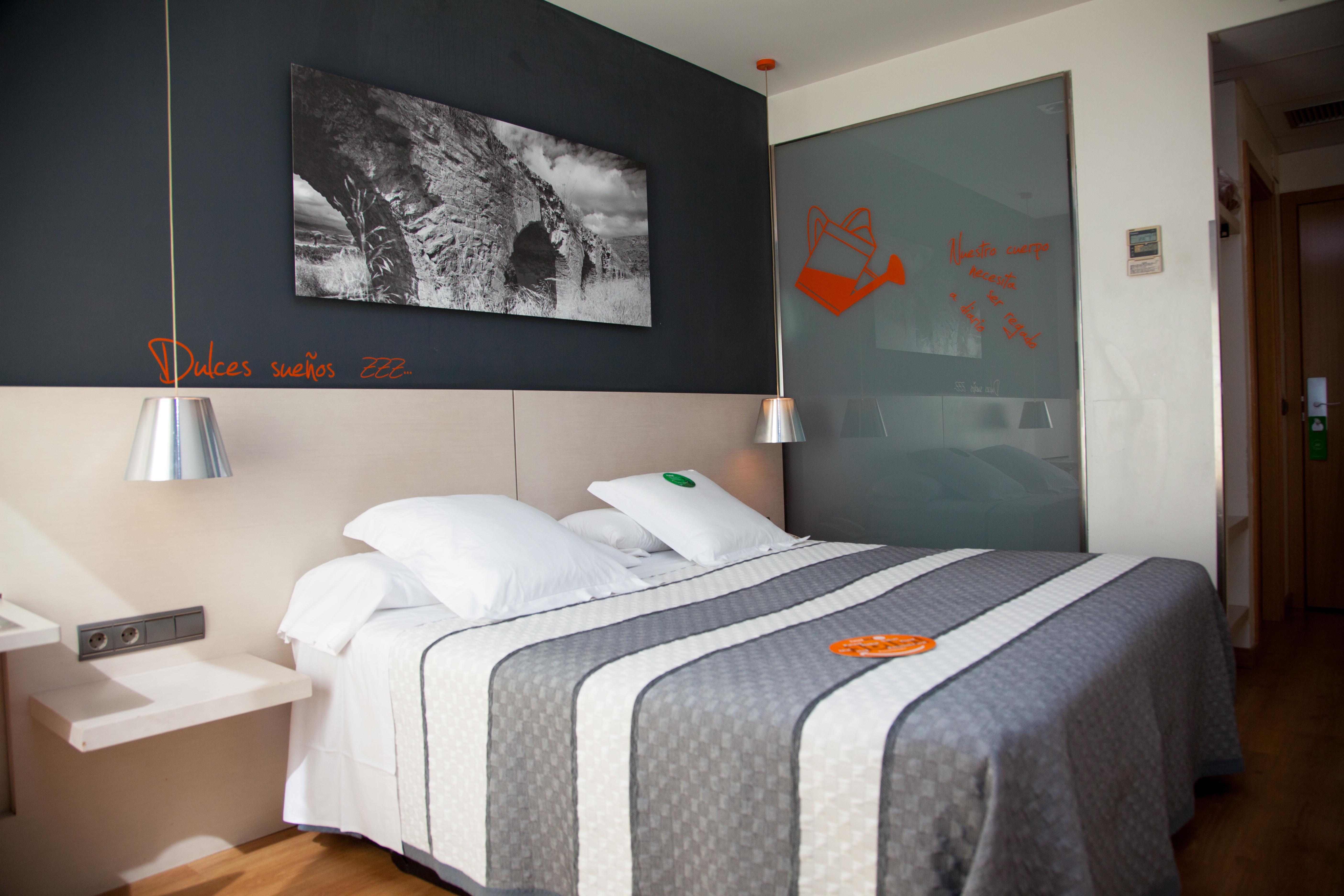 Hotel Bed4U Tudela Εξωτερικό φωτογραφία