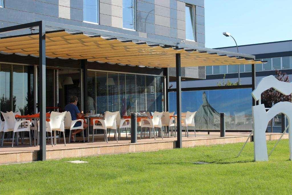 Hotel Bed4U Tudela Εξωτερικό φωτογραφία