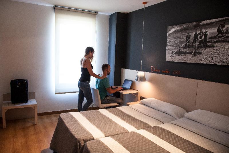 Hotel Bed4U Tudela Εξωτερικό φωτογραφία
